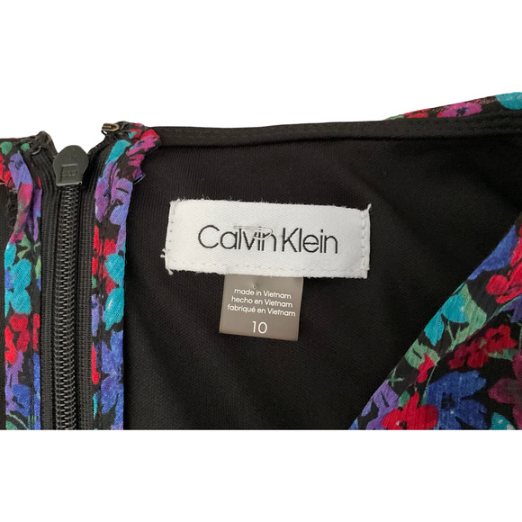 Calvin Klein Women's 10 Red Blue Floral Dress Polyester Short Sleeve V-Neck - Picture 3 of 11